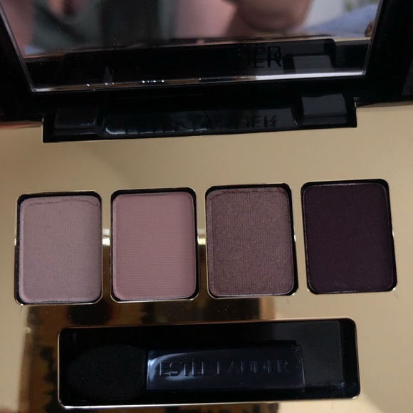 estee lauder cosmetic bag w/ makeup - Picture 4 of 4